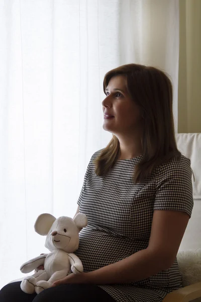 Esperando embarazo femenino — Foto de Stock