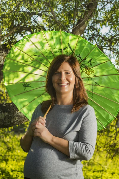 Zwangerschap verwacht vrouwelijke — Stockfoto