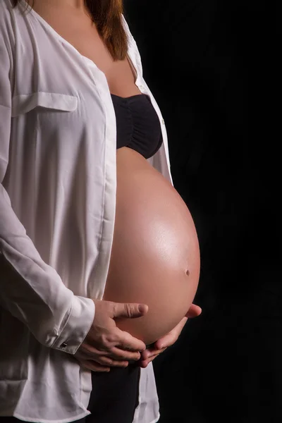 Esperando embarazo femenino — Foto de Stock
