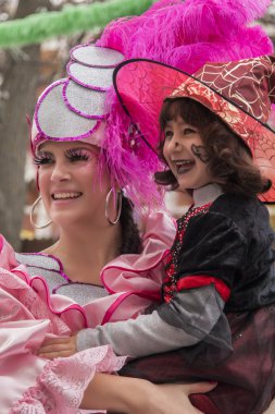 Renkli karnaval (Carnaval) geçit