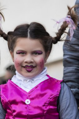Renkli karnaval (Carnaval) geçit