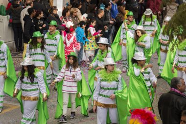 Renkli karnaval (Carnaval) geçit