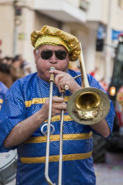 Renkli karnaval (Carnaval) geçit