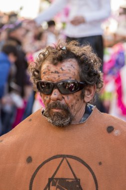 Renkli karnaval (Carnaval) geçit