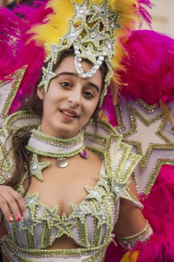 Renkli karnaval (Carnaval) geçit