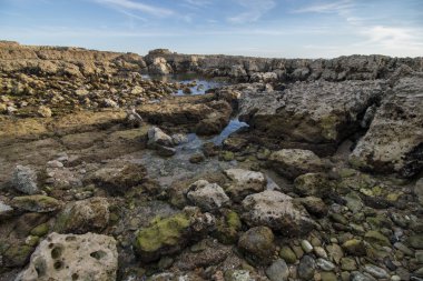 Albufeira yakınındaki Sao Lourenco kıyı şeridi