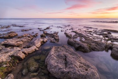 Albufeira yakınındaki Sao Lourenco kıyı şeridi