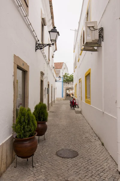 Typical streets of the Sao Bras de Alportel village — Stock Photo, Image