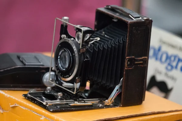 Retro vintage fotografické kamery — Stock fotografie