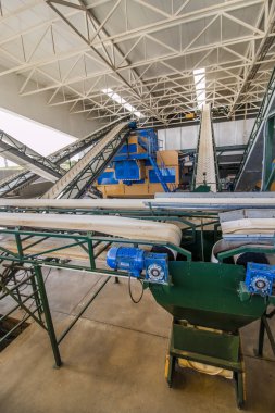 Modern işleme birimi makineleri için zeytin yağı