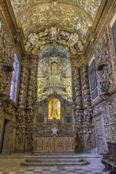 Bellos detalles de la iglesia dentro del museo regional de Beja — Foto de Stock