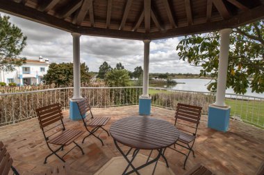 bir resort Emlak villada güzel çardak