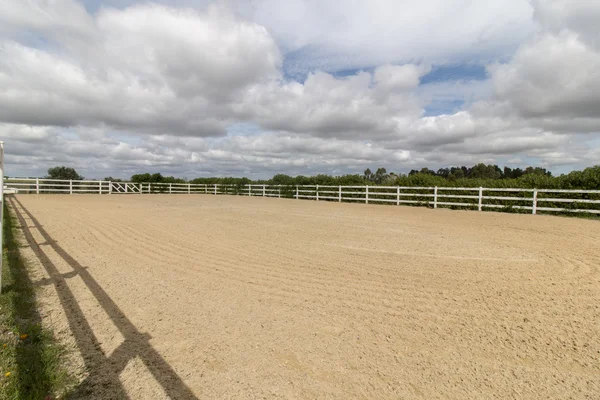 Horse arena (picadero) används för utbildning — Stockfoto