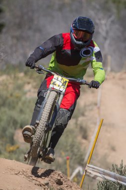 yokuş aşağı rekabet