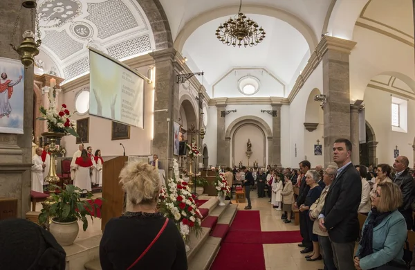 Traditionele religieuze processie van de fakkels van de bloem — Stockfoto