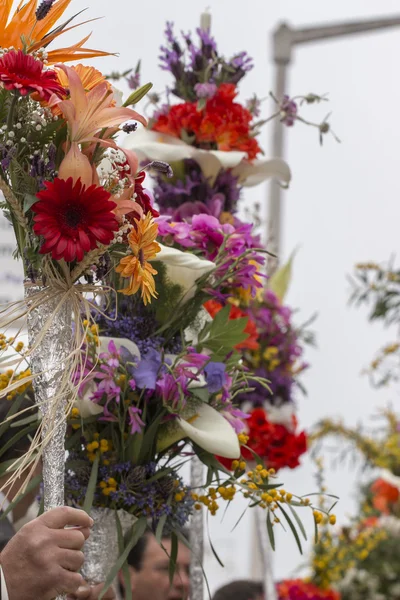 传统宗教游行的花火把 — 图库照片