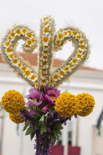 Traditionele religieuze processie van de fakkels van de bloem — Stockfoto