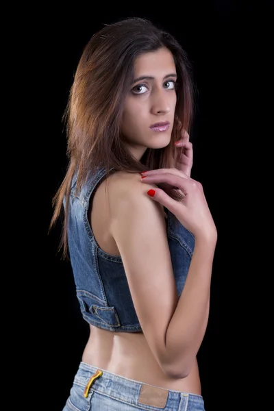 Sensual jovem mulher em jean desgaste — Fotografia de Stock