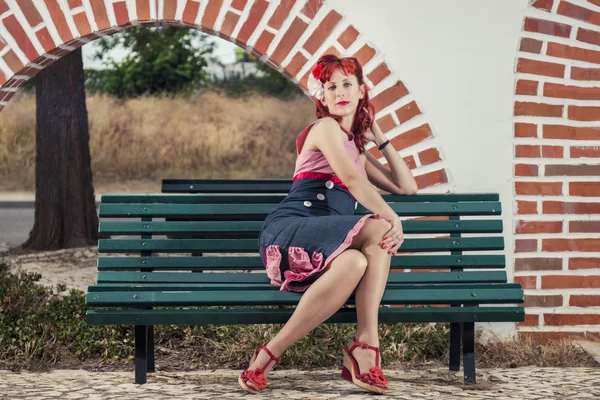 Woman in vintage style clothing — Stock Photo, Image