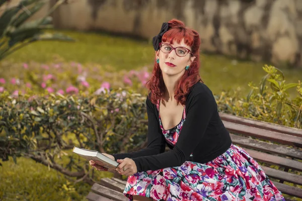 Woman in vintage style clothing — Stock Photo, Image