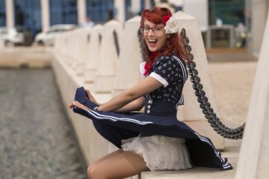 kadın vintage tarzı giyim