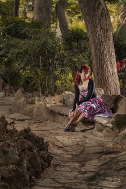 kadın vintage tarzı giyim