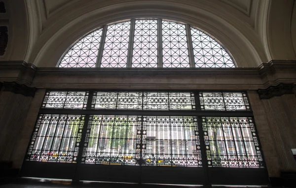 Bella grande stazione ferroviaria francese di Barcellona — Foto Stock