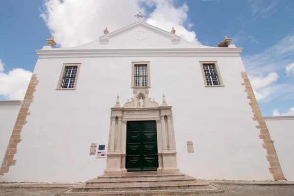 Facade of the Saint Peter's (Sao Pedro) Chapel — Stock Photo, Image