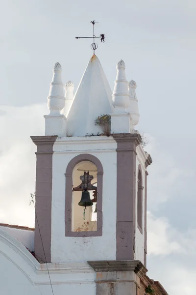 Дзвіницю міста основні Церкви Tavira — стокове фото