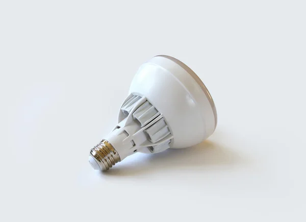 Λαμπτήρας LED σε λευκό φόντο — Φωτογραφία Αρχείου