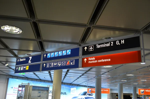 Mezinárodní letiště v Mnichově, Německo — Stock fotografie