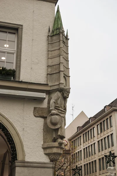 Sculpture of the man — Stock Photo, Image