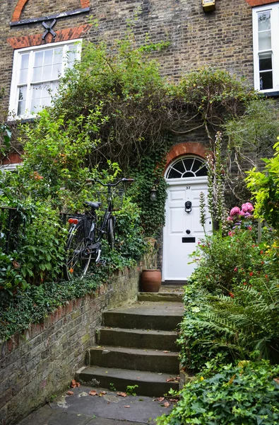 Colorful door in Hampsetad — Stock Photo, Image