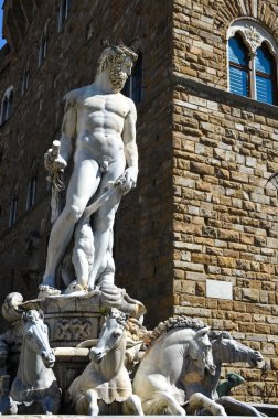 Neptün Çeşmesi, Piazza della Signoria