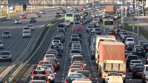 Karayolu trafik — Stok video