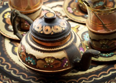 Geleneksel Türk çay seti