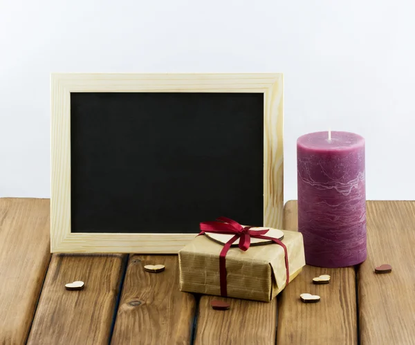 Gift box and hearts — Stock Photo, Image