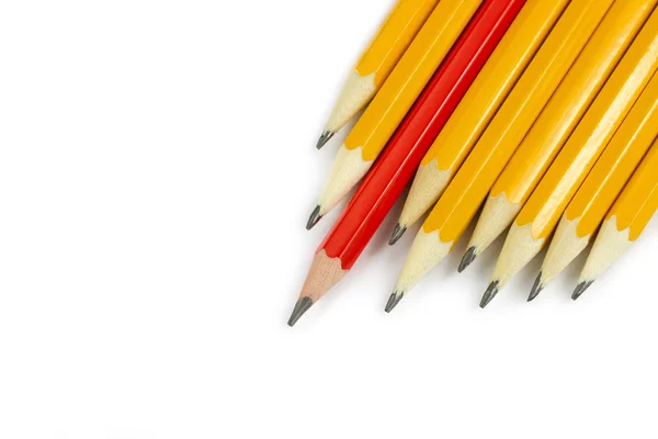 Matita rossa e matite gialle — Foto Stock