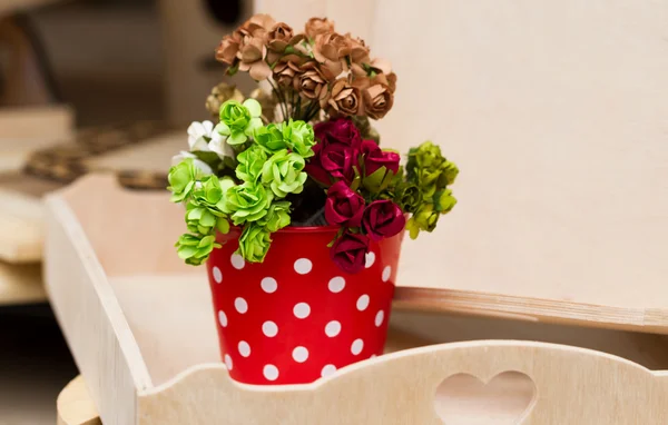 Decoratieve gekleurde pot — Stockfoto