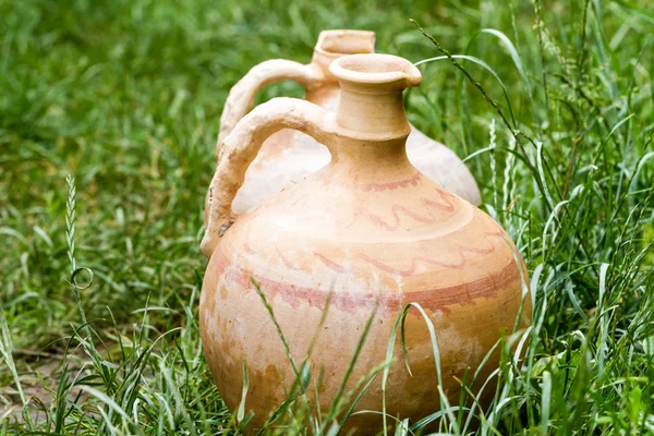 Old clay jugs — Stock Photo, Image