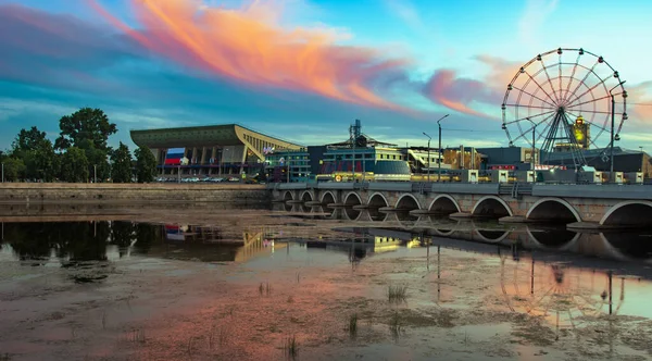 Chelyabinsk Rusland Juni 2021 Avondpanorama Van Miass River Dijk — Stockfoto