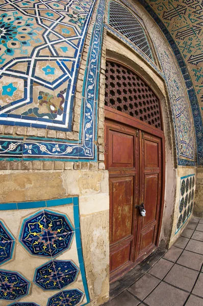 Buitenkant van het mausoleum van Hodja Ahmed Yasavi in Turkestan, Kazachstan. Stockafbeelding