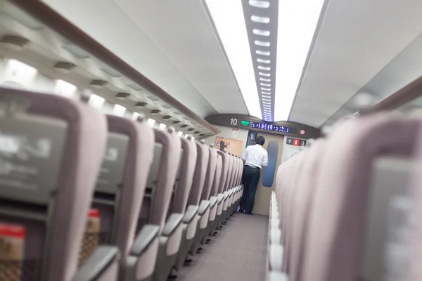 Εσωτερικό του μοντέρνα Ιαπωνικά γρήγορο τρένο. — Φωτογραφία Αρχείου