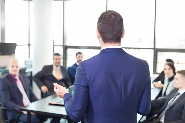 Vergadering van het bedrijfsteam. — Stockfoto