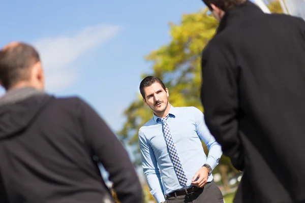 Businessman being blackmailed by two racketeers. — Stock Photo, Image