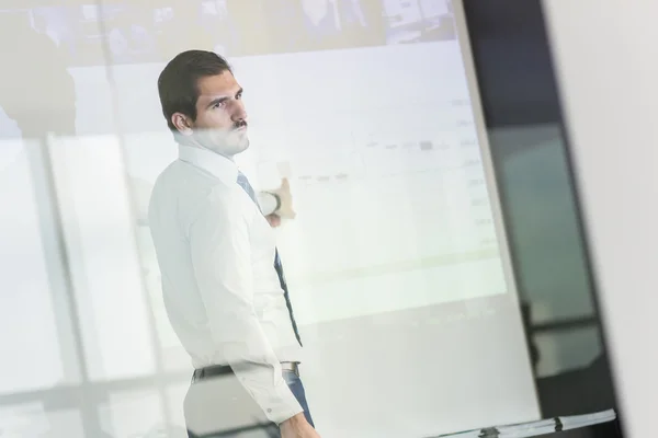 Apresentação de negócios em reunião corporativa. — Fotografia de Stock