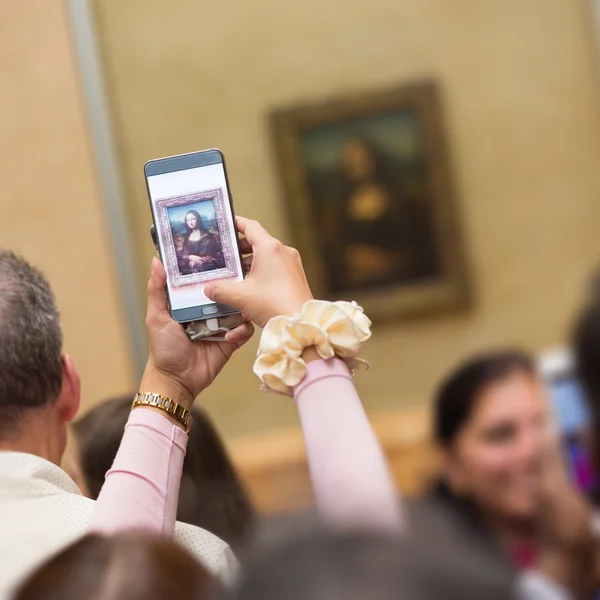 Leonardo DaVincis Mona Lisa no Museu do Louvre . — Fotografia de Stock