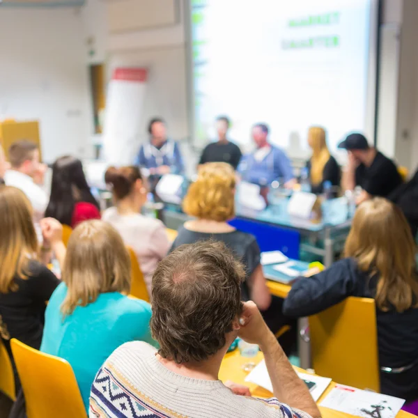 Workshop at university lecture hall. — Stock Photo, Image