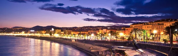 The beach and the waterfront of Nice at night, France — Stock Photo, Image