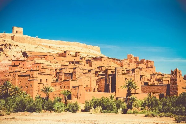 Velha cidade fortificada do deserto de Ait Benhaddou, Ouarzazate, Marrocos. — Fotografia de Stock